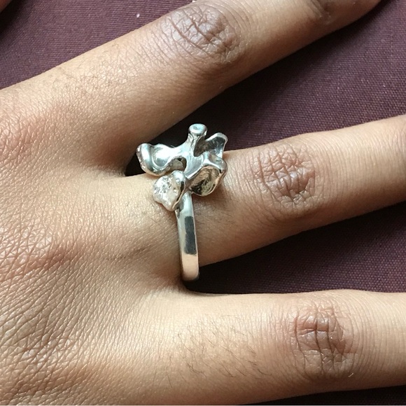 Sterling Silver Free Form Ring Size 7 - Picture 7 of 16